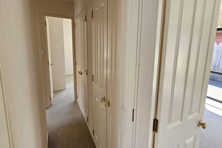 Photo of property in 2 Moffat Way, Bethlehem, Tauranga, 3110