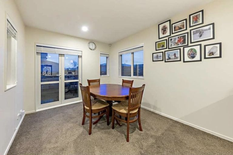 Photo of property in 13 Divide Loop, Takanini, 2112