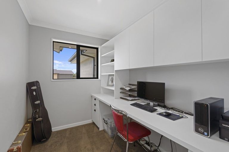 Photo of property in 6 Merino Crescent, Kirwee, 7571