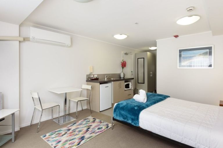 Photo of property in Atlas Apartments, 10/49 Maunganui Road, Mount Maunganui, 3116