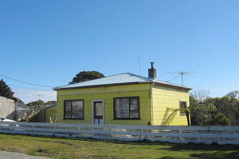 Photo of property in 8 Blackett Street, Cobden, Greymouth, 7802