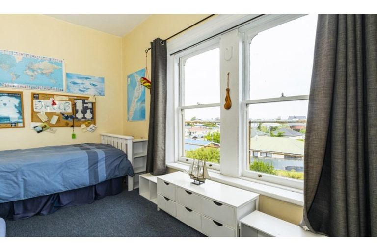 Photo of property in 100 North Street, Seaview, Timaru, 7910