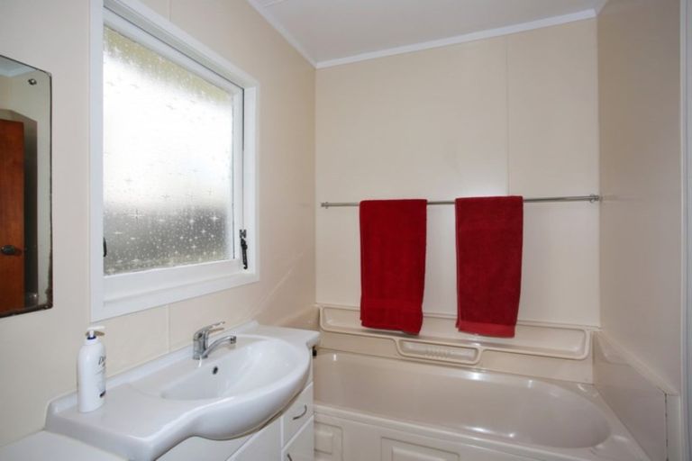 Photo of property in 235 Queen Street, Pukekohe, 2120