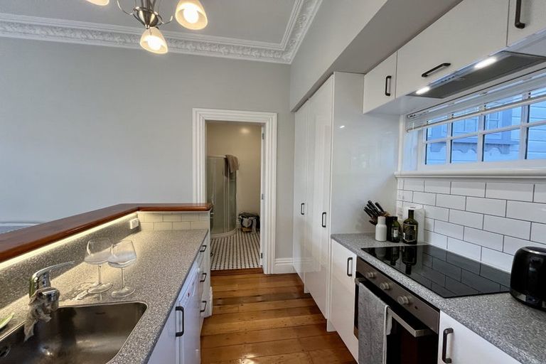 Photo of property in 58 Majoribanks Street, Mount Victoria, Wellington, 6011