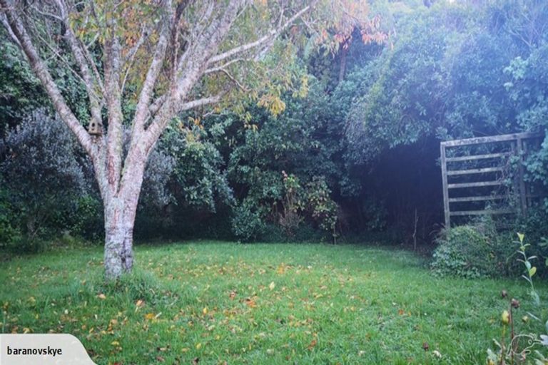 Photo of property in 8 Korokoro Road, Korokoro, Lower Hutt, 5012