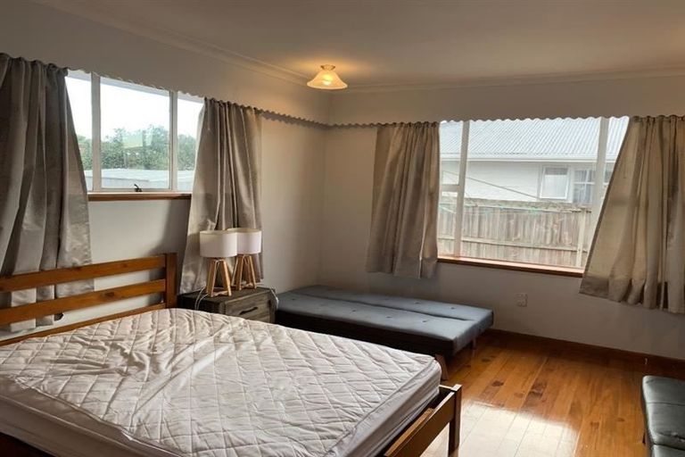 Photo of property in 143 Kendal Avenue, Burnside, Christchurch, 8053