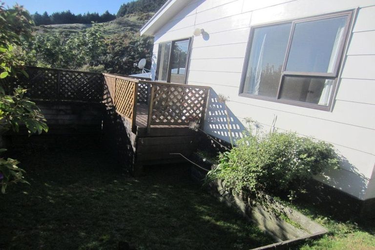 Photo of property in 58 Collins Avenue, Tawa, Wellington, 5028
