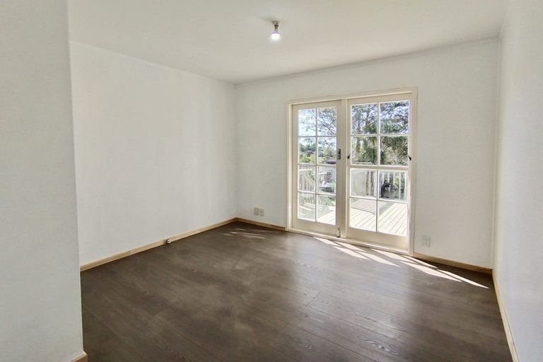 Photo of property in 17 Stapleford Crescent, Browns Bay, Auckland, 0630