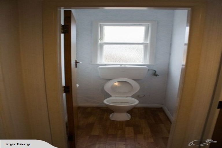 Photo of property in 9 Coates Street, Tawa, Wellington, 5028