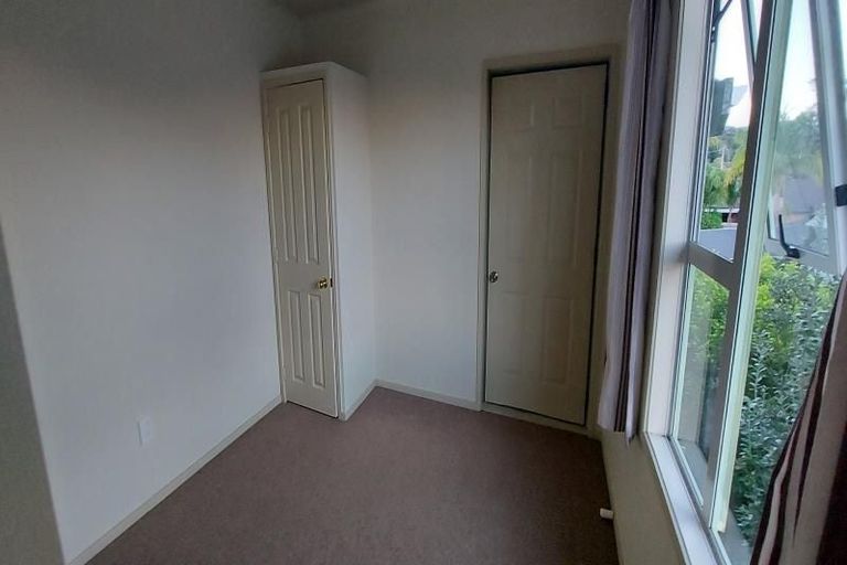 Photo of property in 30 Beach Road, Onerahi, Whangarei, 0110