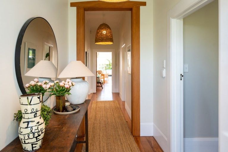 Photo of property in 19 Vigor Brown Street, Napier South, Napier, 4110