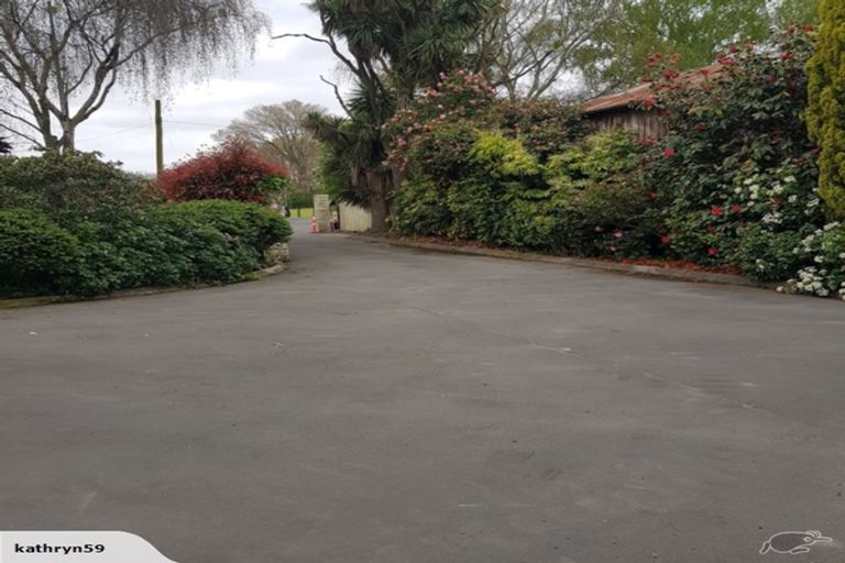 Photo of property in 733 Harewood Road, Harewood, Christchurch, 8051