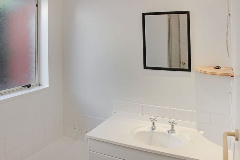 Photo of property in 1/12 York Tong Place, Addington, Christchurch, 8024