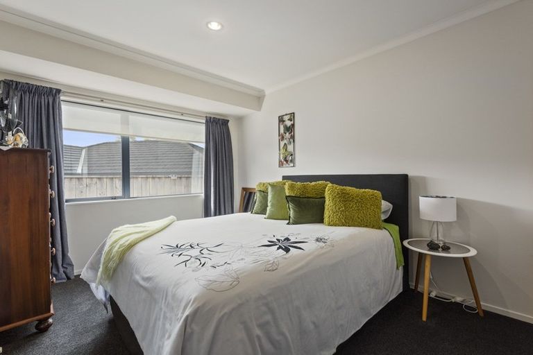 Photo of property in 3 Riverstone Drive, Riverstone Terraces, Upper Hutt, 5018