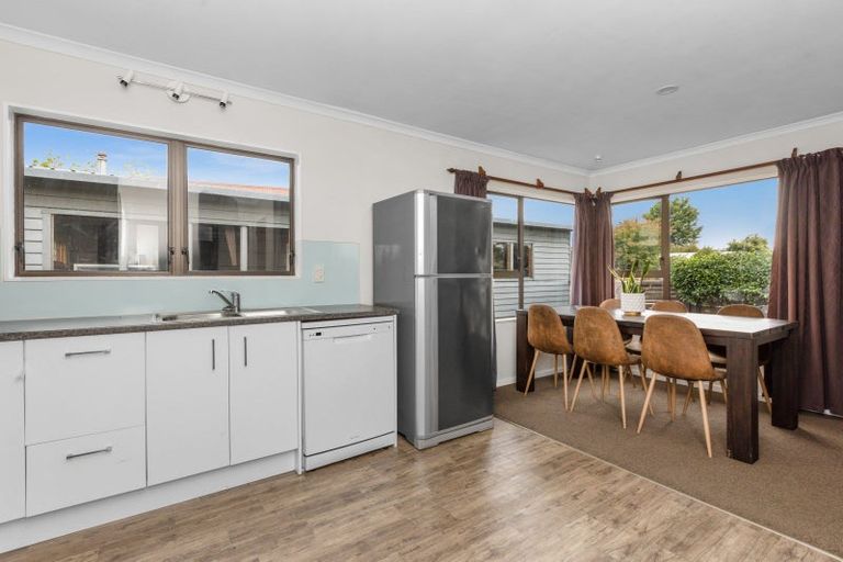 Photo of property in 7 Duckworth Crescent, Greenmeadows, Napier, 4112