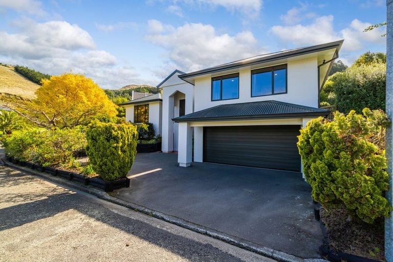 Photo of property in 6 Kaikomako Place, Cass Bay, Lyttelton, 8082