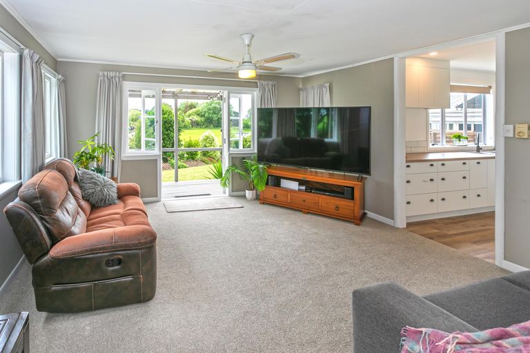 Photo of property in 61 Walton Road, Richmond Downs, Walton, 3475