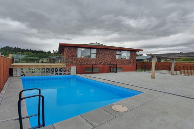 Photo of property in 18 Arnott Street, Alexandra, 9320