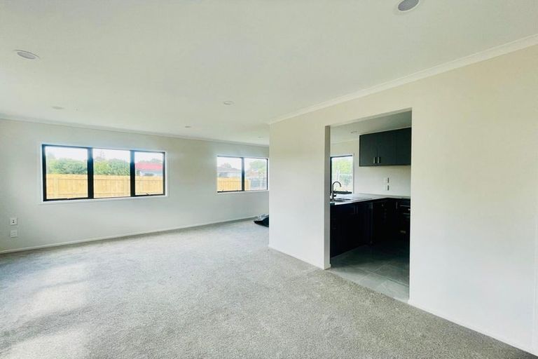 Photo of property in 1 Sharland Avenue, Manurewa, Auckland, 2102