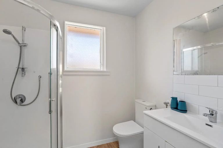 Photo of property in 2/759 Ferry Road, Woolston, Christchurch, 8023