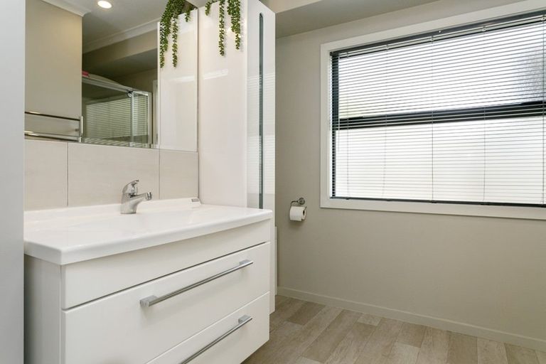 Photo of property in 2/172 Rifle Range Road, Taupo, 3330