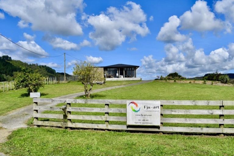 Photo of property in 42 Tame Porati Street, Manakau, Levin, 5573