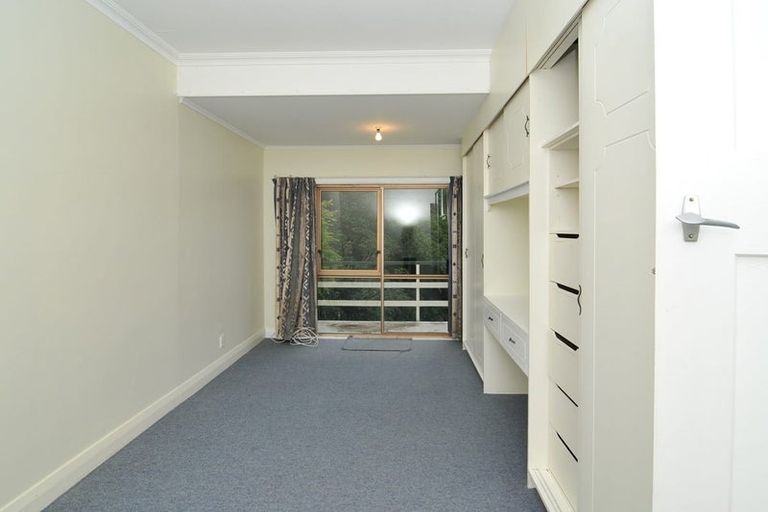 Photo of property in 26 Farnham Street, Mornington, Wellington, 6021