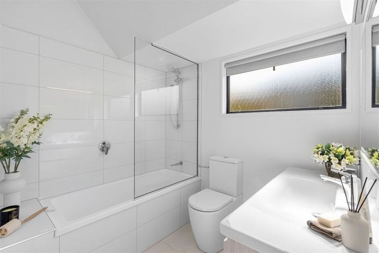 Photo of property in 28 Westenra Terrace, Cashmere, Christchurch, 8022