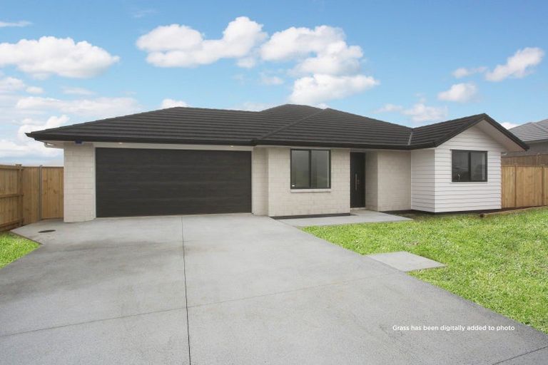 Photo of property in 39 Leathem Crescent, Pokeno, 2402