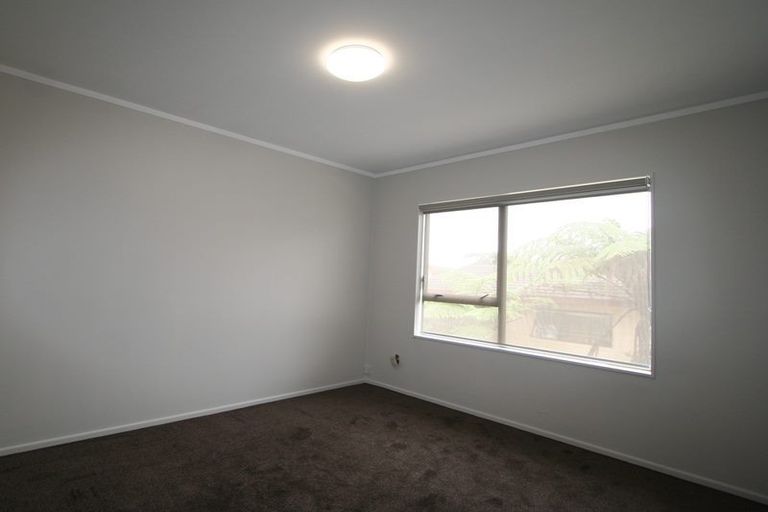 Photo of property in 42 Jackson Terrace, Ranui, Porirua, 5024