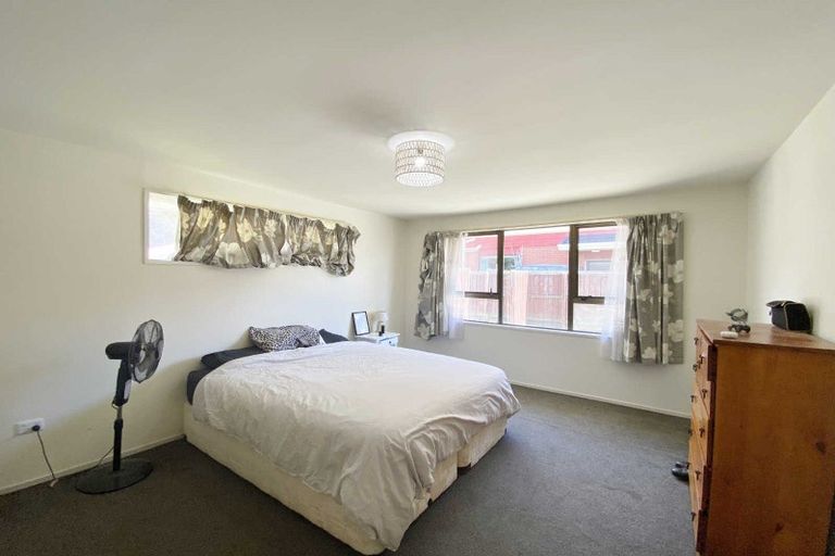 Photo of property in 19 Lodge Place, Ilam, Christchurch, 8041