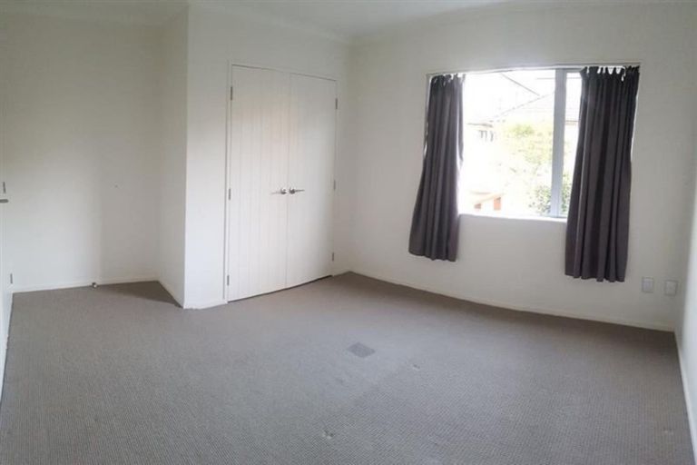 Photo of property in 5 Dione Place, Flat Bush, Auckland, 2016