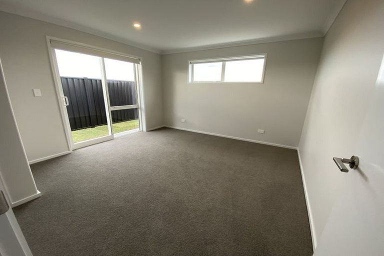 Photo of property in 8 Manhattan Crescent, Papamoa, 3118