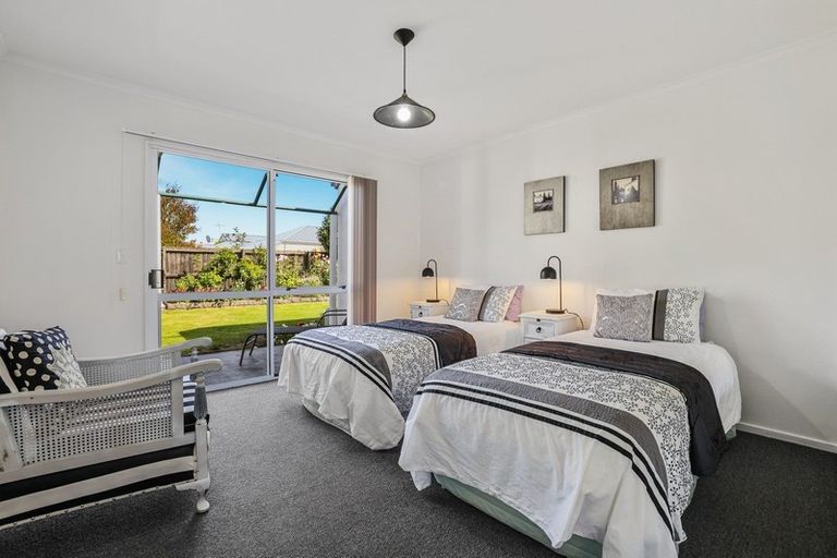 Photo of property in 70 Regency Crescent, Redwood, Christchurch, 8051