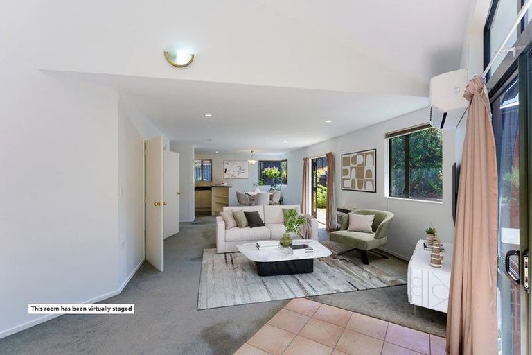 Photo of property in 2/53 Amohia Street, Paraparaumu, 5032