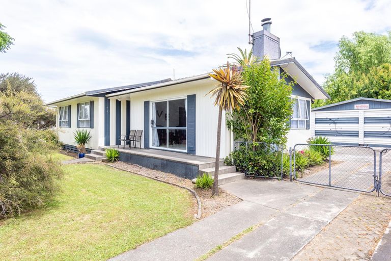Photo of property in 10 Edward Street, Mangapapa, Gisborne, 4010
