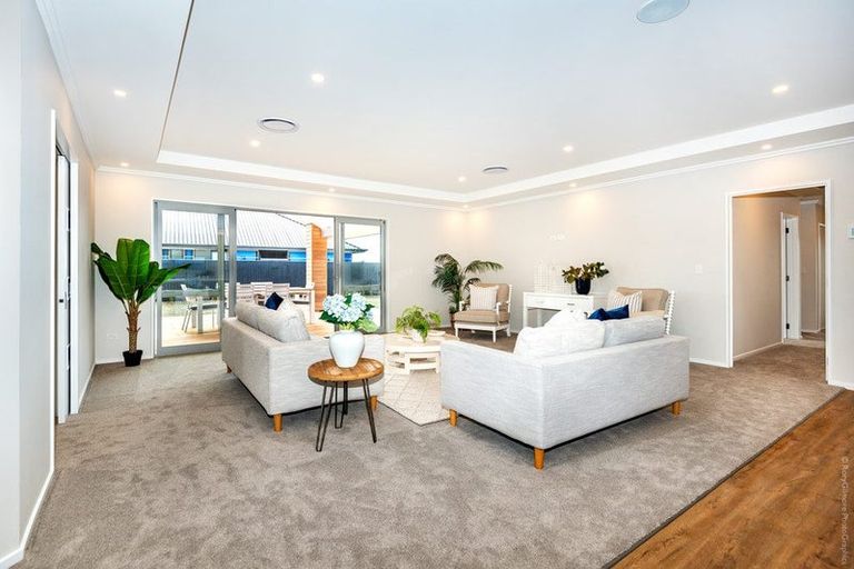 Photo of property in 21 Ridgeland Way, West Melton, 7618