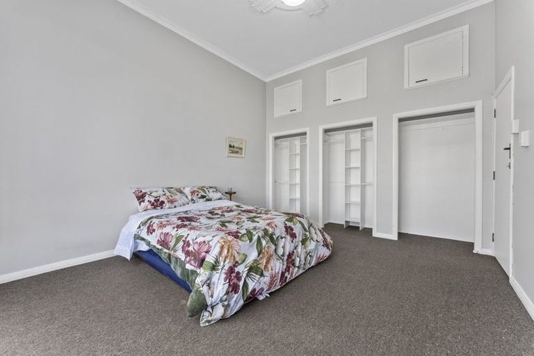Photo of property in 27 Waldegrave Street, Palmerston North, 4410