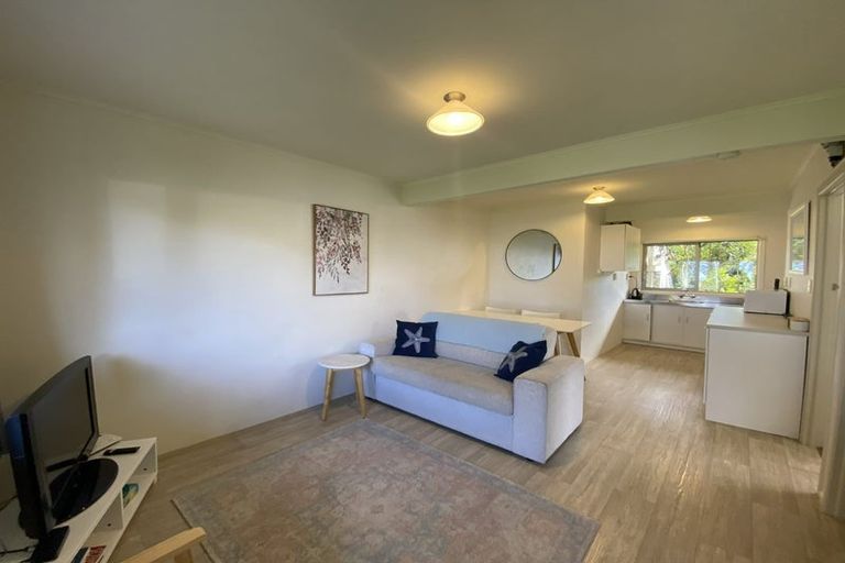 Photo of property in 2043 Ngunguru Road, Ngunguru, Whangarei, 0173