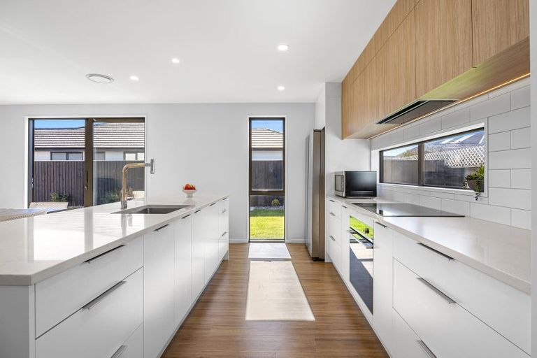 Photo of property in 9 Summerleas Lane, Halswell, Christchurch, 8025