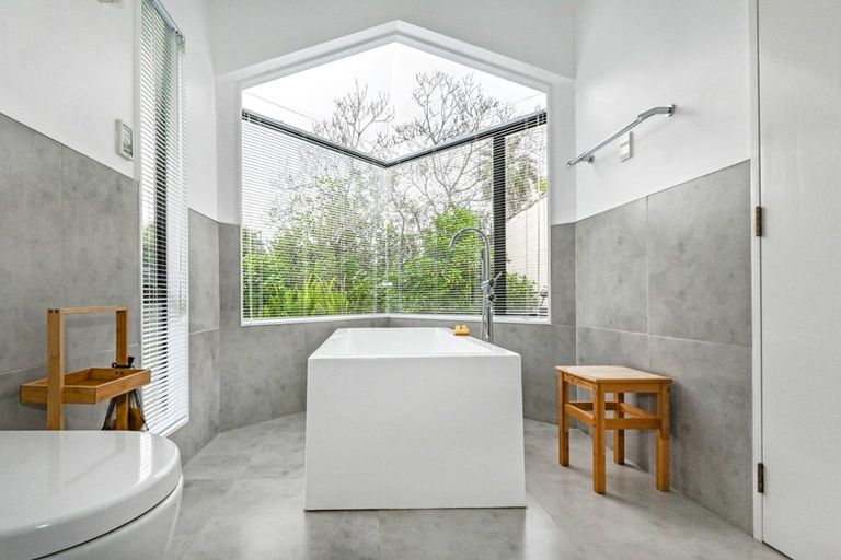 Photo of property in 1221 Ada Street, Parkvale, Hastings, 4122