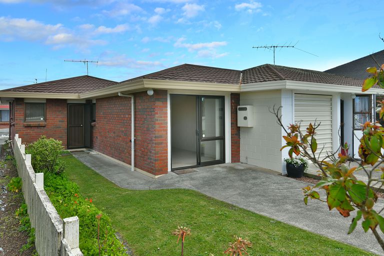 Photo of property in 178b Centreway Road, Orewa, 0931