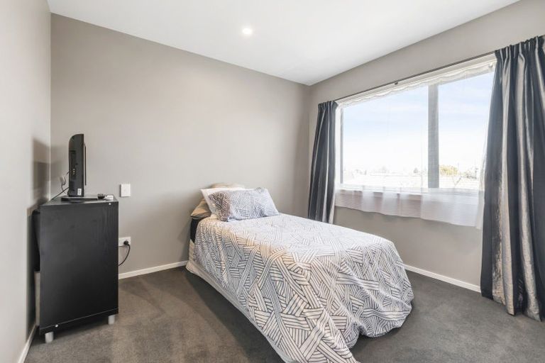 Photo of property in 11a Fernaig Street, Papakura, 2110