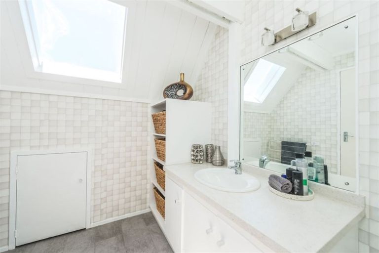 Photo of property in 3 Alexa Place, Saint Johns Hill, Whanganui, 4500