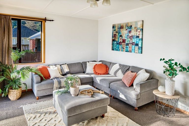 Photo of property in 7 Fleet Street, Naenae, Lower Hutt, 5011