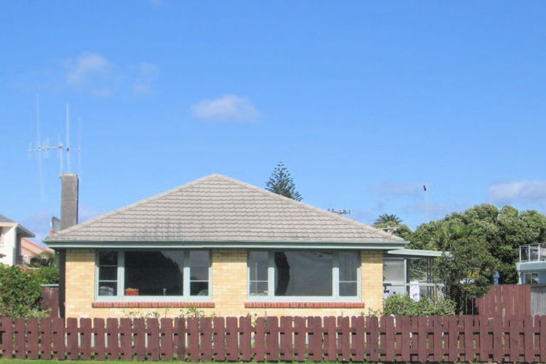 Photo of property in 54a Marine Parade, Mount Maunganui, 3116