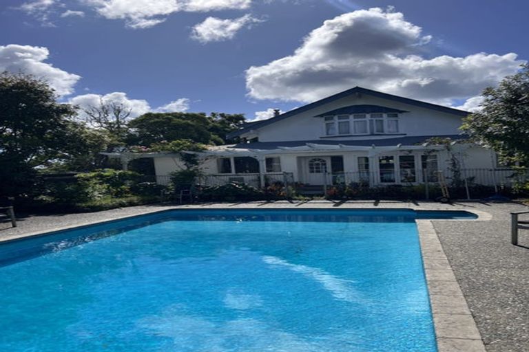 Photo of property in 5 Kyle Road, Greenhithe, Auckland, 0632