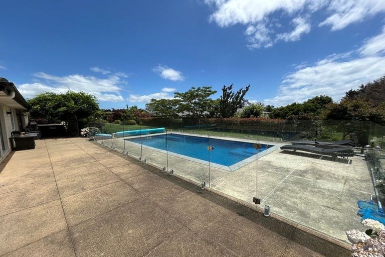 Photo of property in 127 Mcrobbie Road, Kingseat, Papakura, 2580