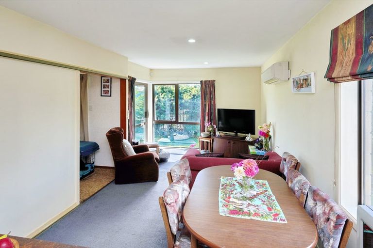 Photo of property in 8 Quebec Place, Wainoni, Christchurch, 8061