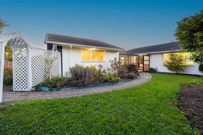 Photo of property in 45 Gladson Avenue, Sockburn, Christchurch, 8042